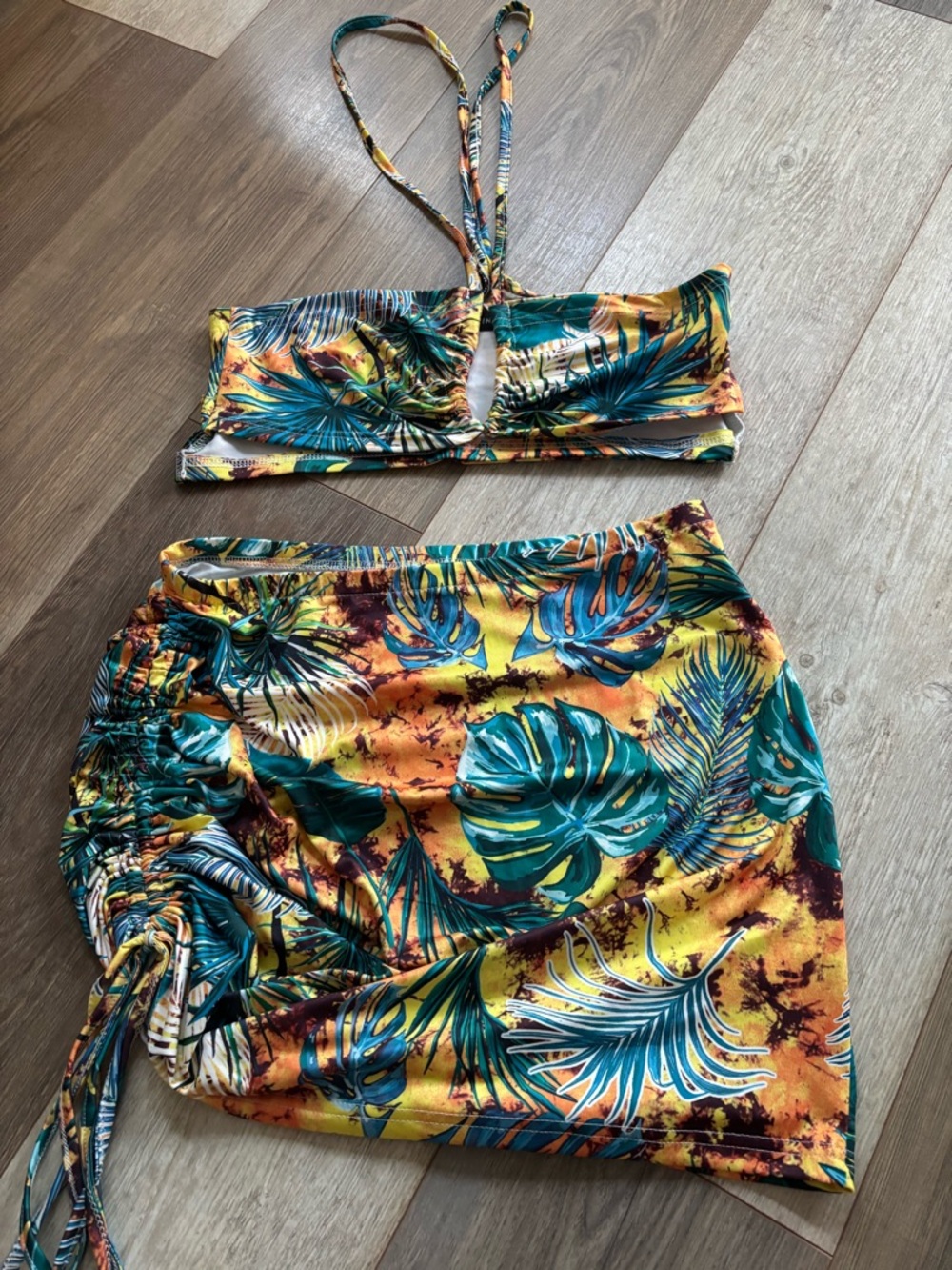 SHEIN Tropical Leaf Print Yellow Green Two-Piece Skirt Set